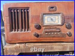 ANTIQUE Vintage RARE SILVERTONE MODEL TUBE RADIO