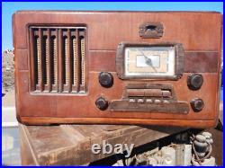 ANTIQUE Vintage RARE SILVERTONE MODEL TUBE RADIO