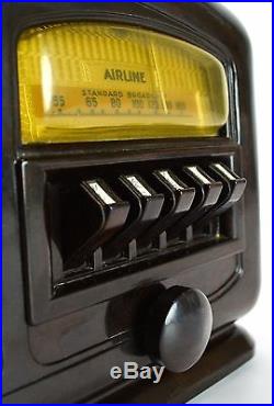 Airline Air Wave 04BR-513A Antique Brown Bakelite Tube Vintage Radio Receiver