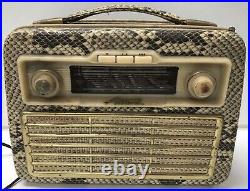 Akkord Pinguin radio Vintage
