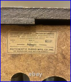 American Radio Co Vintage Model 613X Sleek Design Wood Radio With Compass Dial