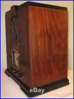 Antique Admiral vintage tube radio in tombstone wood cabinet restored, working