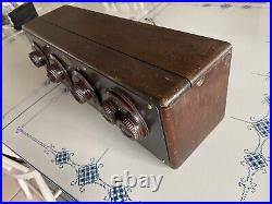 Antique Atwater Kent Model 20 Tube Compact Radio Receiver