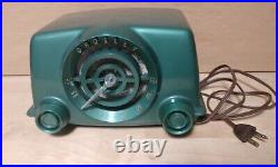 Antique Bakelite Crosley Bullseye Green Vintage Tube Radio, Working radio