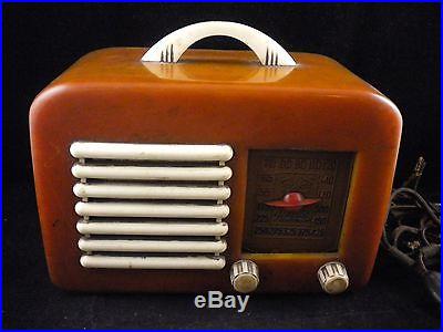 Antique Catalin Bakelite Butterscotch Tube Table Radio for Restore Parts Vintage