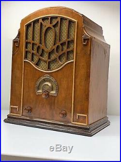Antique Clarion tombstone vintage tube radio Partially restored 19 X16 X10.5