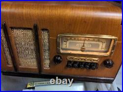 Antique Coronado Model 803 Tube Radio WORKING