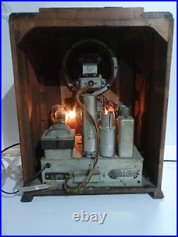 Antique Crosley vintage tombstone tube radio restored and working