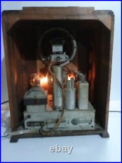 Antique Crosley vintage tombstone tube radio restored and working