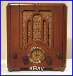 Antique Crosley vintage tube radio in tombstone cabinet restored & working