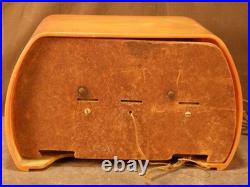 Antique Fada Butterscotch Catalin Bakelite Tube Radio ESTATE Fresh FIND