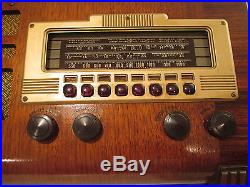 Antique Philco vintage Art Deco tube radio restored and working