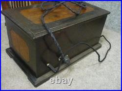 Antique Vacuum Tube Radio Receiver B31493 With Speaker Vintage Am/fm Classic