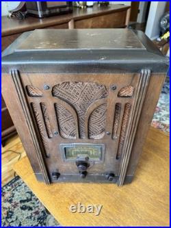 Antique Vintage 1936 RCA Superheterodyne AM/SW Tombstone Tube Radio Model 5T