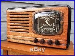 Antique Vintage 1937-1938 Packard Bell Model 46A Deco Radio
