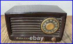 Antique Vintage Admiral Brown Bakelite AM Table Tube Radio 1940's 1950's Working Antique Vintage Admiral Brown Bakelite AM Table Tube Radio 1940's 1950's Working