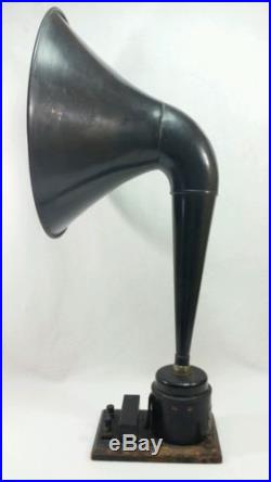 Antique Vintage Magnavox Lionshead Radio Horn with Type R3 Driver Model B