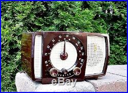 Antique Vintage Near MINT ZENITH Y723 Tube Bakelite Radio Works Great -SEE VIDEO