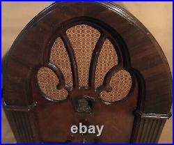 Antique Vintage Philco Baby Grand Cathedral Model 90 Tube Radio As Found