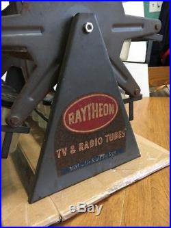 Antique Vintage Raytheon Tv And Radio Vacuum Tube Caddy Store Display Case