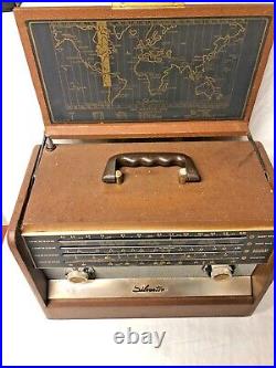 Antique Vintage SILVERTONE MODEL 7224 FOUR BAND PORTABLE SHORTWAVE R Tube Radio