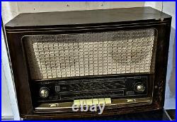 Antique Vintage Tube Radio Receiver Saba schwarzwald w5-3d