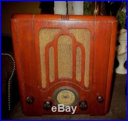Antique Vintage Wood 1930's Crosley Vintage Tube Radio 515 Mini Tombstone