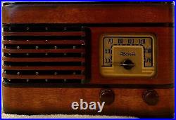 Antique Vintage Wooden Addison tube radio. WithBluetooth