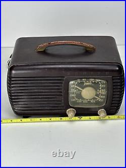 Antique Vintage Zenith 5D610 Bakelite Tube Radio