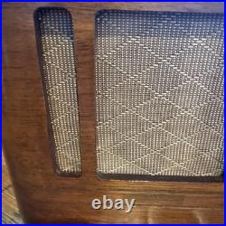 Antique Western Royal Radio Model W6D18 Works Fantastic Including Dial Light