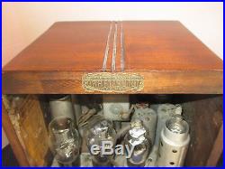 Antique vintage. VERY NICE STEWART-WARNER THOMBSTONE TUBE RADIO