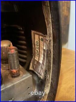 Antique vintage philco hippo tube radio bakelite 1946 works