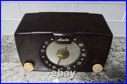 Arvin Small Vintage Bakelite Tube Radio, Ivorine Knobs? Model 450-TL Works