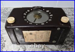 Arvin Small Vintage Bakelite Tube Radio, Ivorine Knobs? Model 450-TL Works