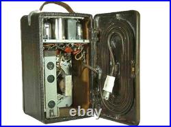 Automatic Radio Manufacturing Tom Thumb 1947 vintage tube radio old antique