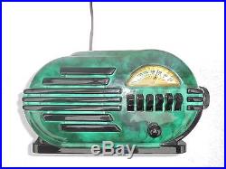 Beautiful Vintage Belmont Bakelite Tube Radio With Swirled Catlin Colors