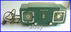 Beautiful RARE Vintage Gumby Green 1953 Zenith Model L520F AM Vacuum Tube Radio