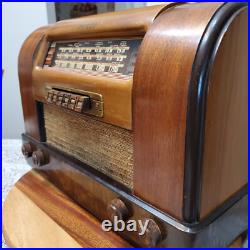 Beautiful Vintage 1941 Philco Radio Model 42-345 Looks and Plays Terrific Beautiful Vintage 1941 Philco Radio Model 42-345 Looks and Plays Terrific