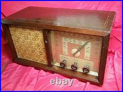 Beautiful Vintage Philco AM/FM Tube Radio model 50-926 1950 EX. CONDITION