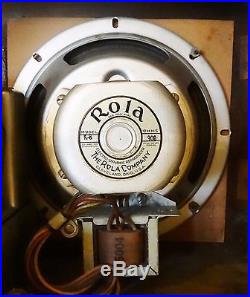 Beautiful Vintage Truetone Model D-727 Table Top Tube Radio As Found