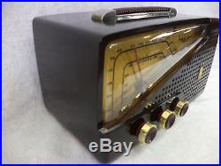Beautiful Vintage Zenith AM/FM Bakelite Tube Radio Model G724_RESTORED