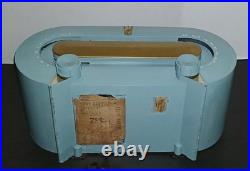 Beautiful Vtg 1950s Blue Zenith Racetrack Radio Model H511-Y Tested Working Beautiful Vtg 1950s Blue Zenith Racetrack Radio Model H511-Y Tested Working