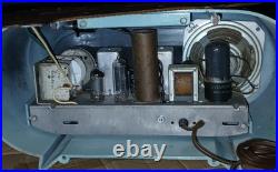 Beautiful Vtg 1950s Blue Zenith Racetrack Radio Model H511-Y Tested Working Beautiful Vtg 1950s Blue Zenith Racetrack Radio Model H511-Y Tested Working