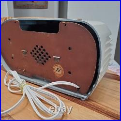 Beautiful Vtg Farnsworth Bullet Art Deco Style Radio GT-051 Looks & Plays EXE