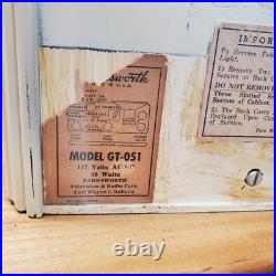 Beautiful Vtg Farnsworth Bullet Art Deco Style Radio GT-051 Looks & Plays EXE