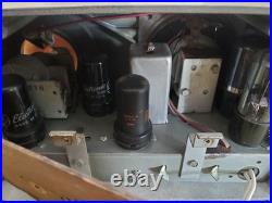 Beautiful Vtg Farnsworth Bullet Art Deco Style Radio GT-051 Looks & Plays EXE