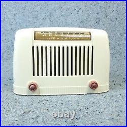 Bendix Aviation Tube Radio 55L2 AM Bakelite Vintage 1940's White Tabletop Works
