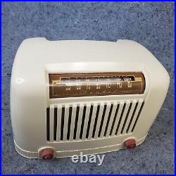 Bendix Aviation Tube Radio 55L2 AM Bakelite Vintage 1940's White Tabletop Works