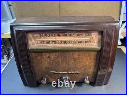 Bendix Bakelite 1949 AM/FM Tube Superheterodyne Radio Model 75P6U Vintage Bendix Bakelite 1949 AM/FM Tube Superheterodyne Radio Model 75P6U Vintage