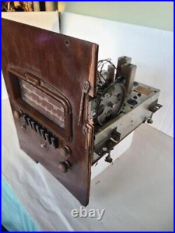 CAPEHART VINTAGE TUBE RADIO, AS IS, For Parts Or Repair Only